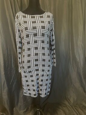 Boohoo Black & White Basketweave Long Sleeve Dress